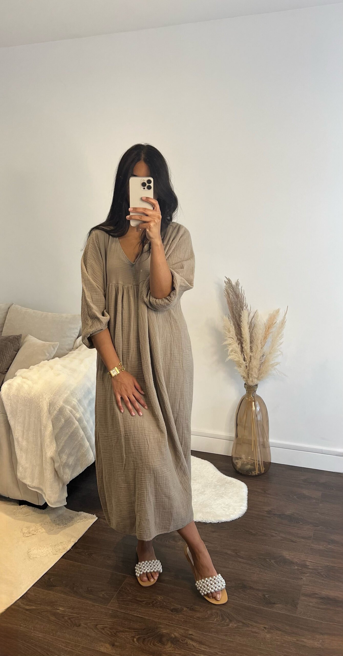Robe en gaz de coton col V - Taupe